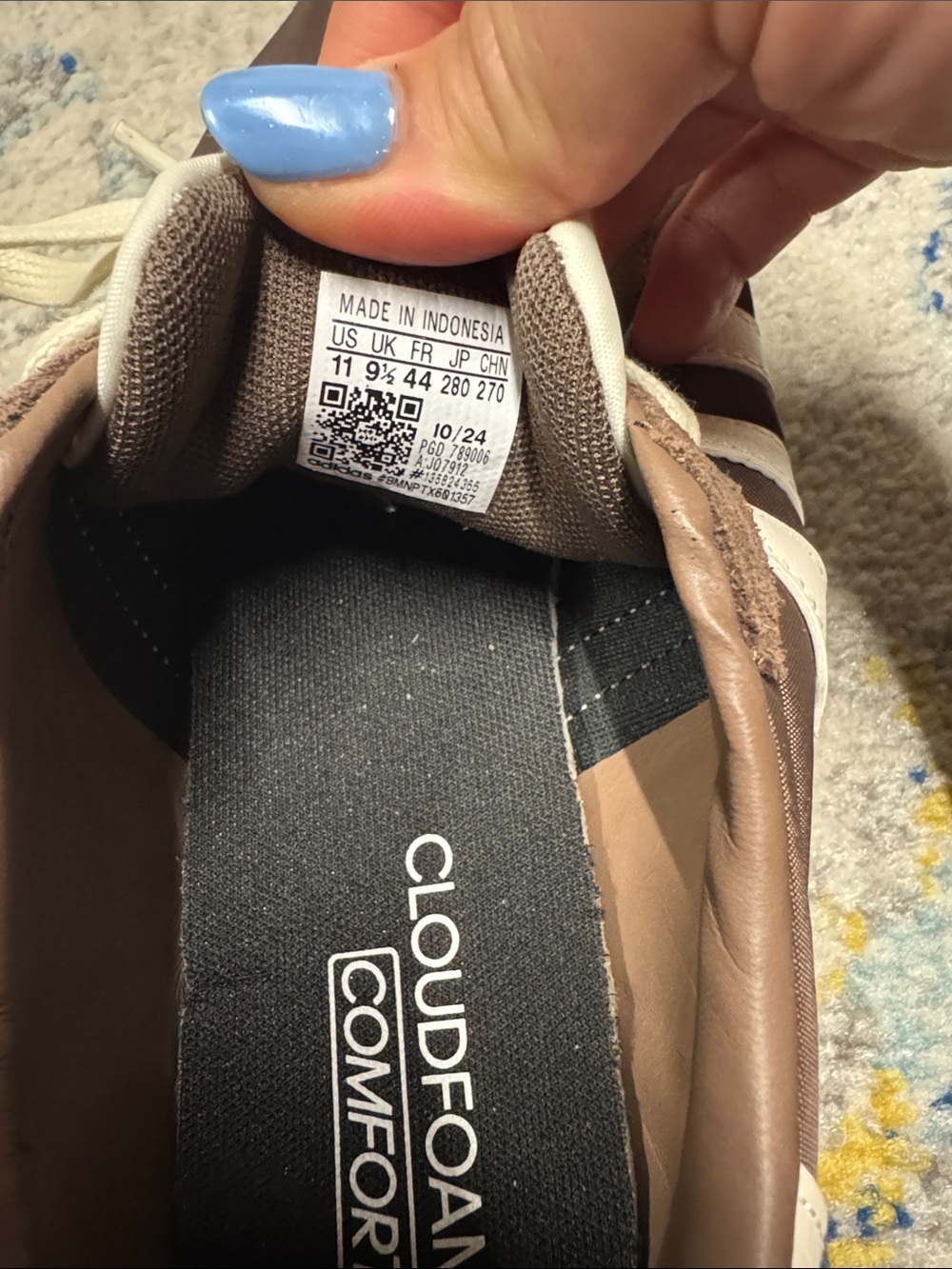 adidas Brown Suede Sneakers with cream Stripes - Picture 4 of 4